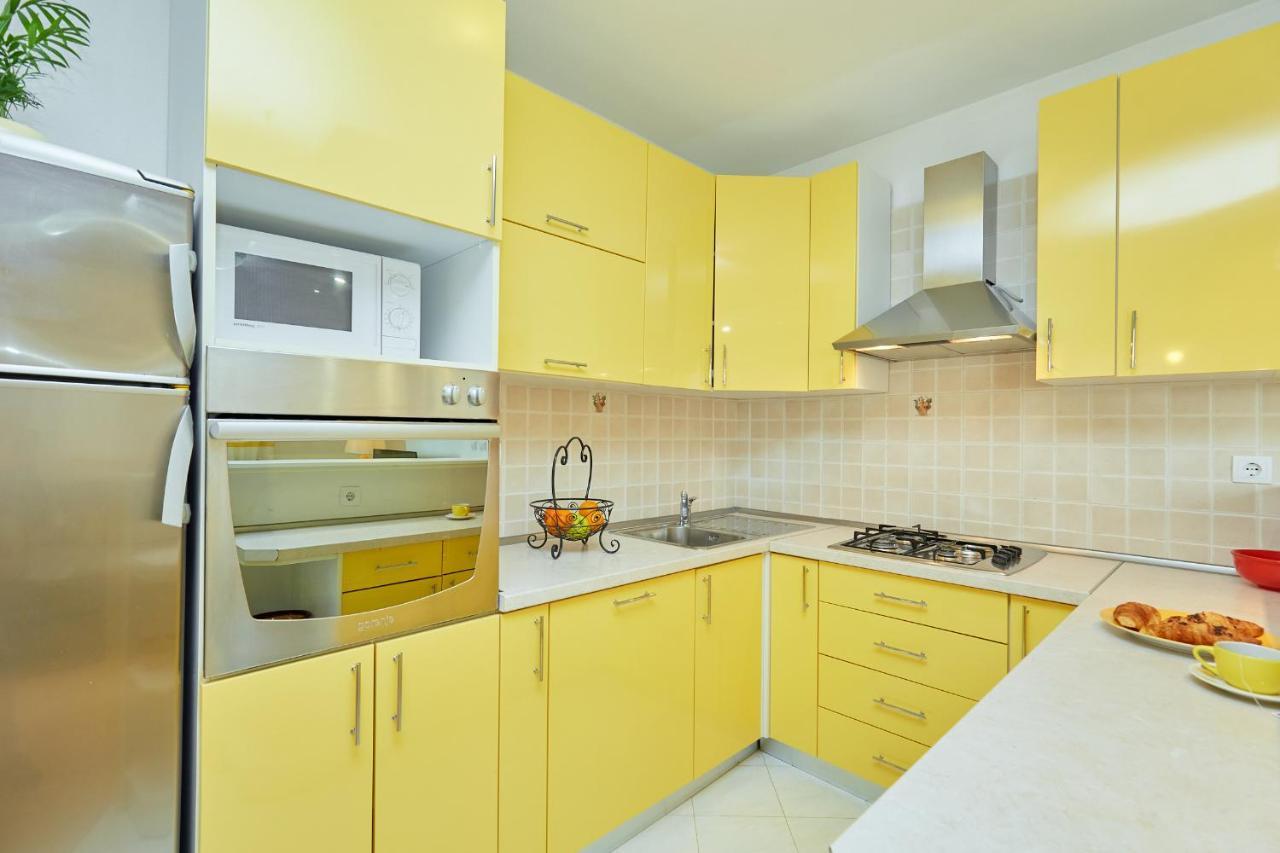 Apartments Zelic Tučepi Zimmer foto