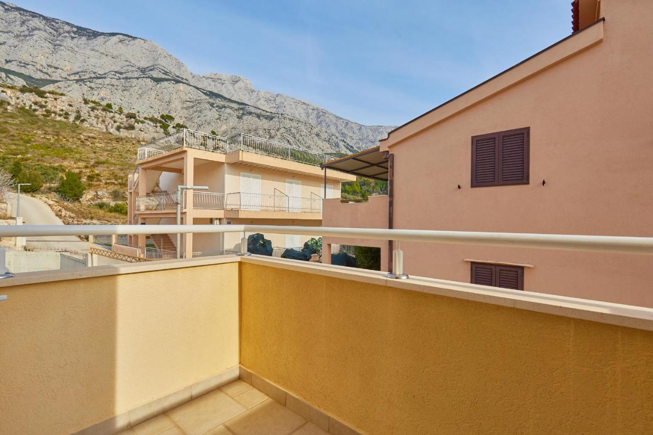 Apartments Zelic Tučepi Zimmer foto