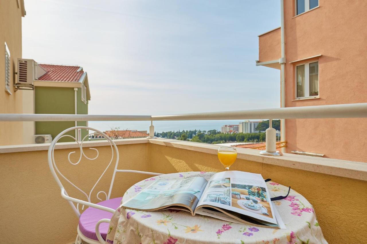 Apartments Zelic Tučepi Exterior foto